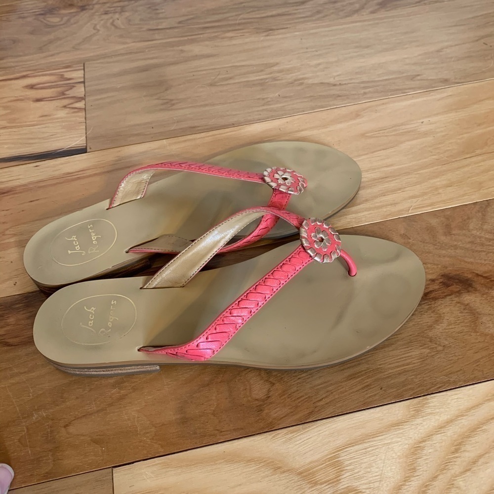 Jack Rogers pink and gold Ali sandal. Size 8 - Picture 4 of 5